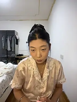 Snapshot of chibaoao66 chatting on 10-30-25, 06:26 chibaoao66 online show from 10-30-25, 06:26