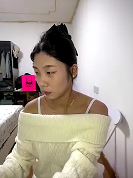 Snapshot of chibaoao66 chatting on 11-04-25, 11:09 chibaoao66 online show from 11-04-25, 11:09