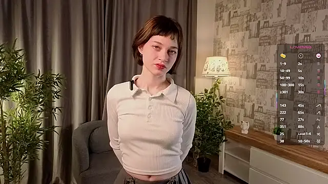 PaulaDauge online show from 10-18-25, 01:08