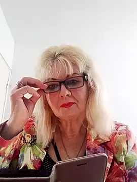 BoloshkaBlonda online show from 10-05-25, 09:40