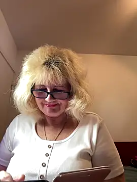 BoloshkaBlonda online show from 10-15-25, 07:36