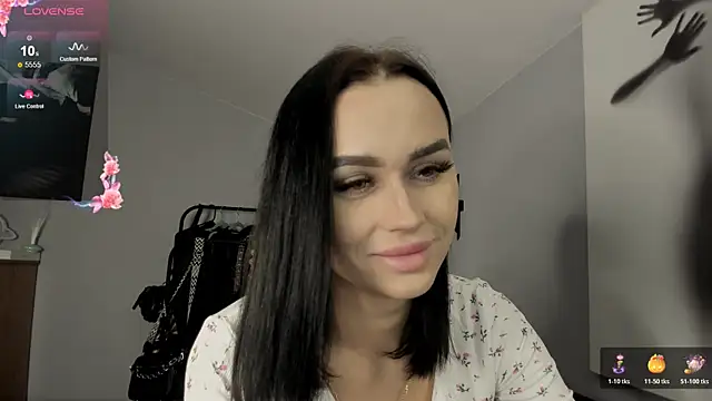 Lisa  Johnson online show from 11-12-25, 12:11