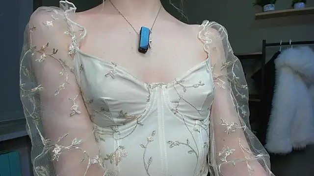 Snapshot of PocketDollX chatting on 02-05-26, 05:06 PocketDollX online show from 02-05-26, 05:06