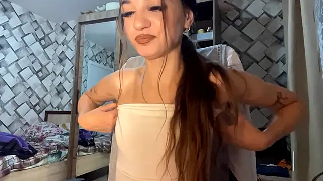 CandiDeso online show from 10-06-25, 04:04