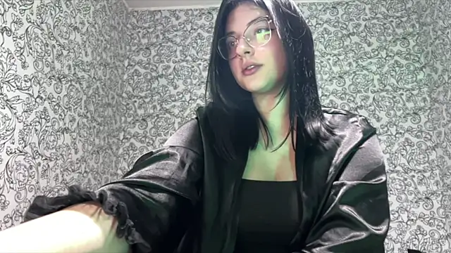 Snapshot of ElisaAniston chatting on 10-02-25, 03:30 ElisaAniston online show from 10-02-25, 03:30