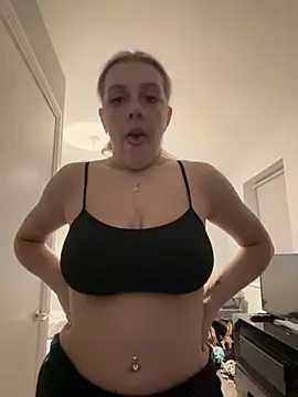 LucyLowbb online show from 10-12-25, 08:30