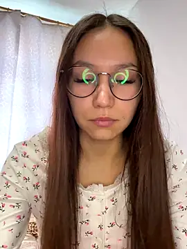 TiffanyBlayers online show from 10-05-25, 08:23
