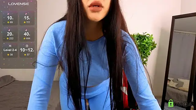 Erika peach online show from 10-29-25, 02:52