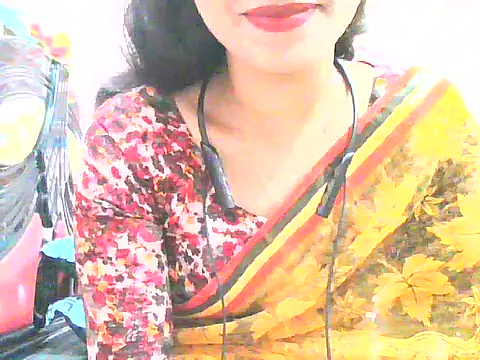 Snapshot of night_queeen7 chatting on 11-06-25, 07:48 night queeen7 online show from 11-06-25, 07:48