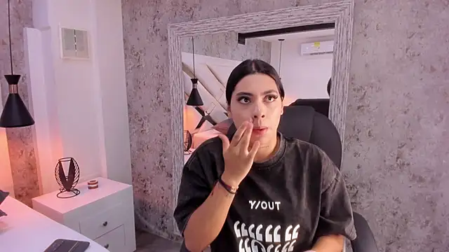 Vanessa Rain  online show from 03-16-26, 08:13