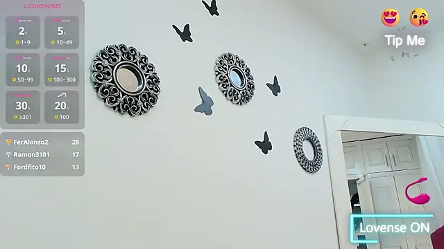 Snapshot of Perla_Millsx chatting on 11-27-25, 07:38 Perla Millsx online show from 11-27-25, 07:38