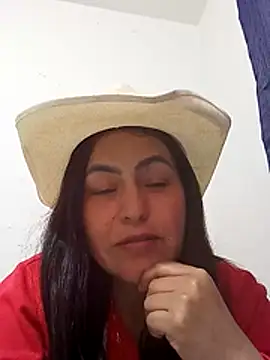 Snapshot of MartinaPaz chatting on 10-14-25, 09:15 MartinaPaz online show from 10-14-25, 09:15