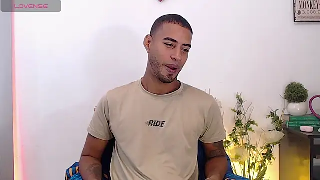 Mike Dewitt online show from 10-19-25, 02:50