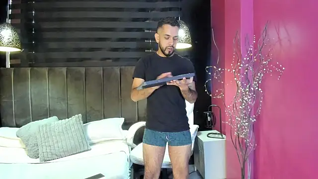 Lobo sex21 online show from 10-17-25, 09:28