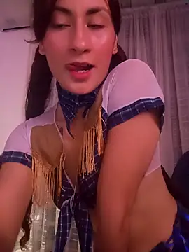 clover tter  online show from 10-28-25, 07:34