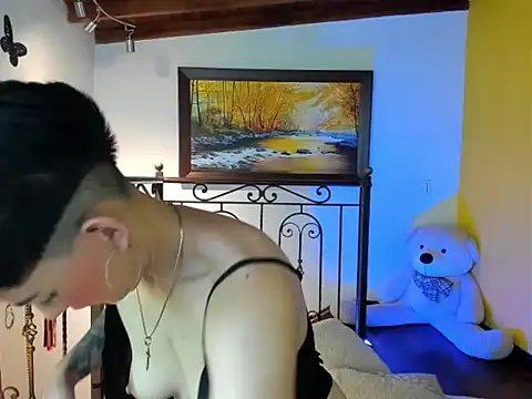 Zulyhenao online show from 11-27-25, 11:34