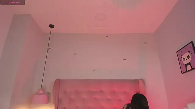 Vanelope evanss online show from 02-18-26, 01:18