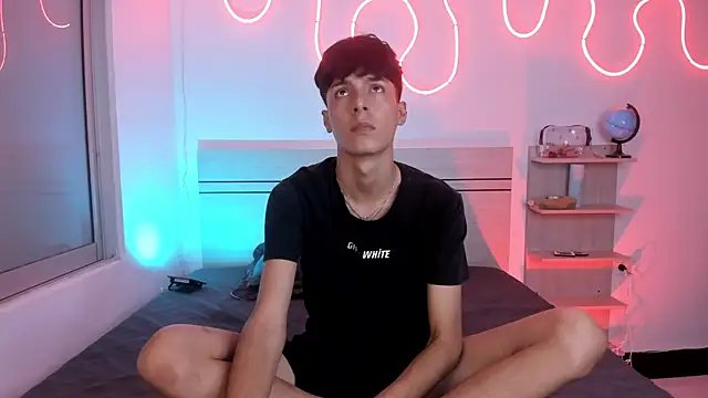 luccas ferreira online show from 11-11-25, 07:03