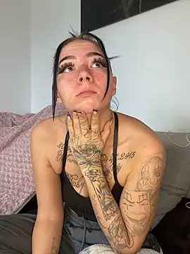 YoungZoexx online show from 10-14-25, 10:05