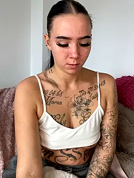 YoungZoexx online show from 10-15-25, 09:20