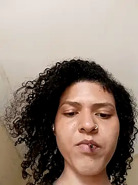 Larissinhamm online show from 10-12-25, 04:17