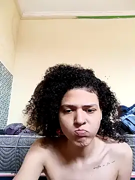 Larissinhamm online show from 11-06-25, 01:34