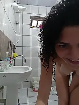 Larissinhamm online show from 11-15-25, 06:26