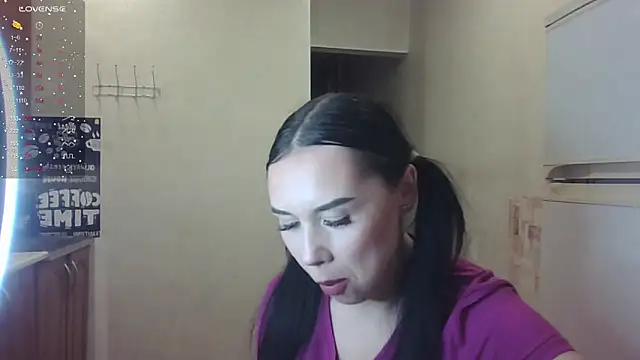 CrystalMaid online show from 10-07-25, 04:15