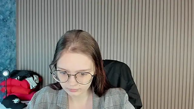 shy elina01 online show from 10-06-25, 10:23
