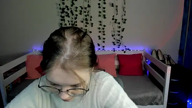 shy elina01 online show from 10-21-25, 10:27