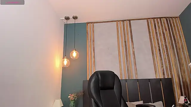 Snapshot of Ana_coral chatting on 10-05-25, 04:22 Ana coral online show from 10-05-25, 04:22