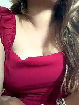 hottylover03 online show from 10-08-25, 09:40