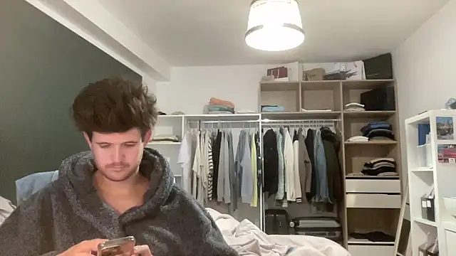 VersaGoo online show from 10-23-25, 09:52