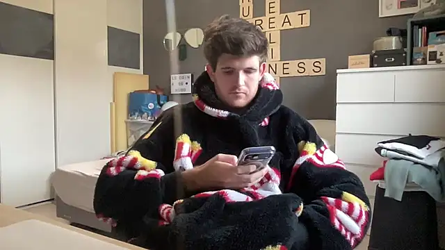 VersaGoo online show from 11-30-25, 09:35