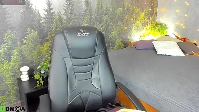 Sara Frayer online show from 01-10-26, 01:07