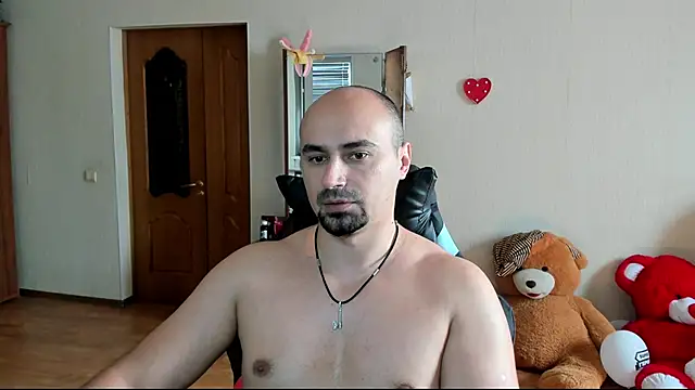  Ziesh  online show from 10-03-25, 08:44