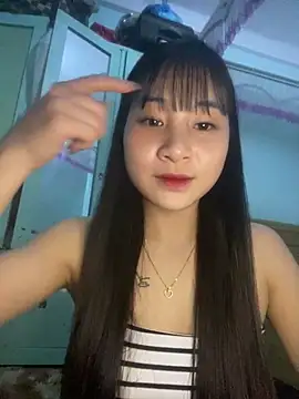 banlinh004 online show from 02-22-26, 04:16