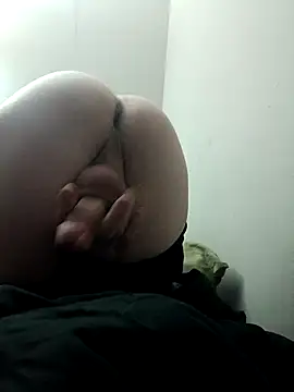 Snapshot of Zxox2 chatting on 02-20-26, 02:08 Zxox2 online show from 02-20-26, 02:08