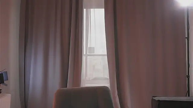 formoneyes online show from 10-10-25, 04:22