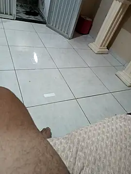 felipinho000777 online show from 10-08-25, 09:23