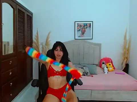 annyrusso online show from 12-05-25, 05:53