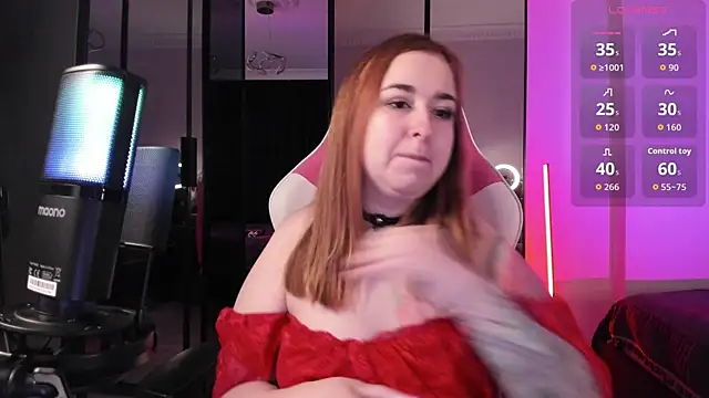 MissNyrra online show from 10-07-25, 10:56