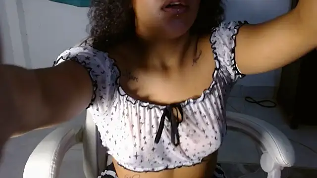 Snapshot of noath15 chatting on 10-29-25, 08:49 noath15 online show from 10-29-25, 08:49