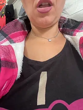 Daiana Andra online show from 10-16-25, 08:15