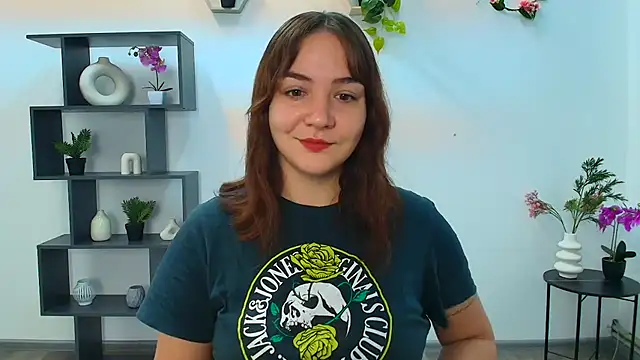 OliviaMontgommery online show from 10-09-25, 05:16