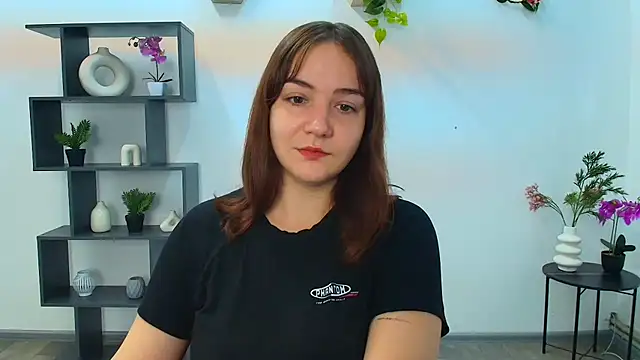 OliviaMontgommery online show from 10-10-25, 05:17