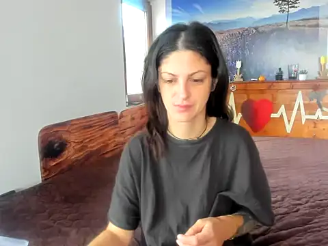 anissawhitenss online show from 11-04-25, 07:29