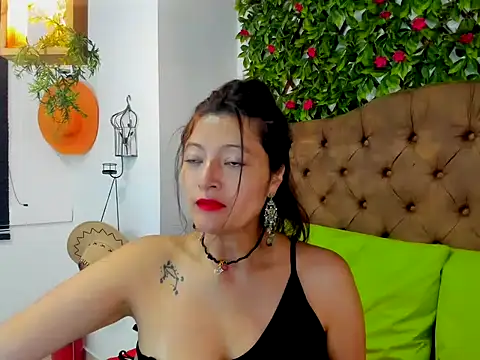 Karla lust online show from 10-14-25, 01:23