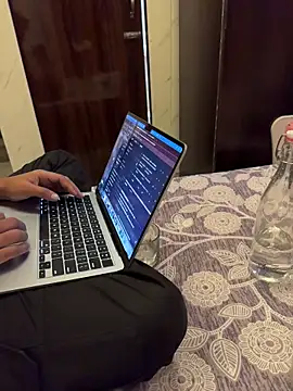 Snapshot of Ujjwallkumar0069 chatting on 11-19-25, 05:51 Ujjwallkumar0069 online show from 11-19-25, 05:51