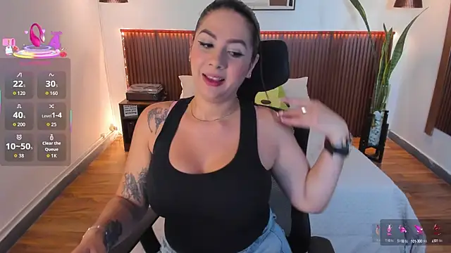 Katty-Paez online show from 10-04-25, 01:42